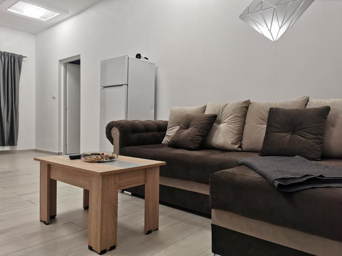 Jolie Luxury Apartments II Timisoara Ngoại thất bức ảnh